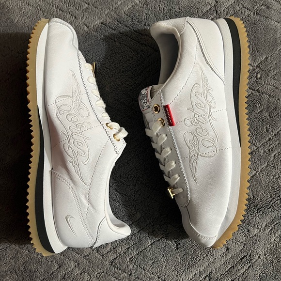 mister cartoon cortez shoes